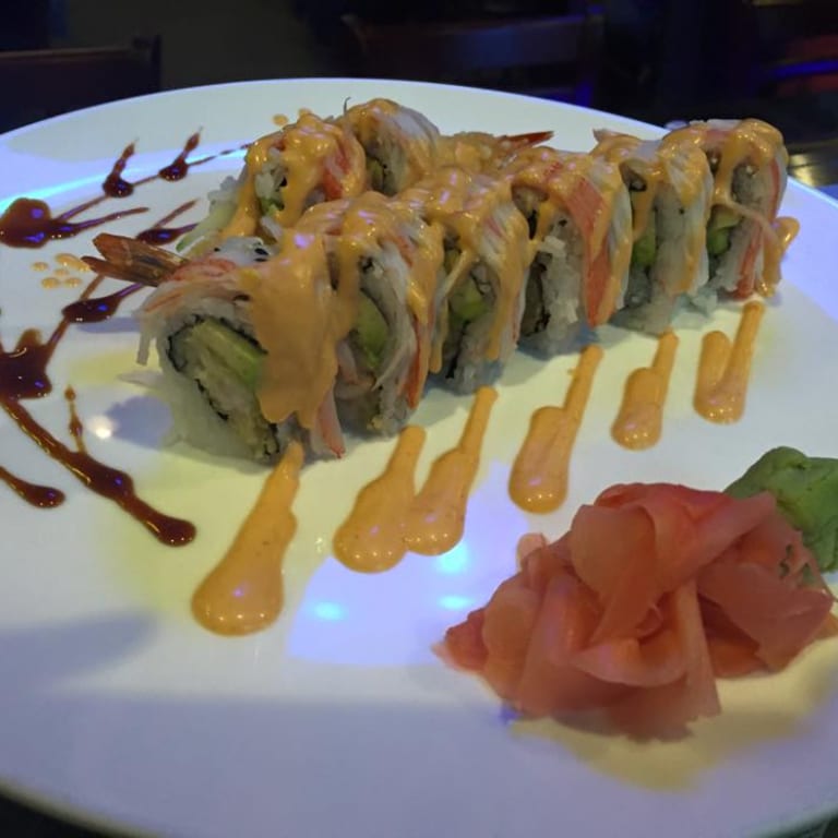 Fresh Japanese Poke Bowls and Sushi Delights