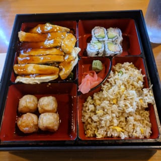 Chicken Bento (鸡 便当)