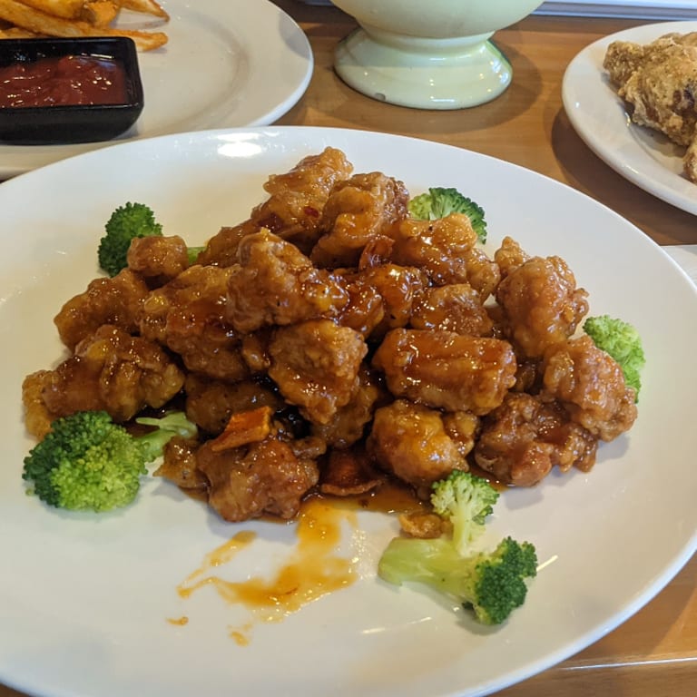 Fresh Japanese Poke Bowls and Sushi Delights