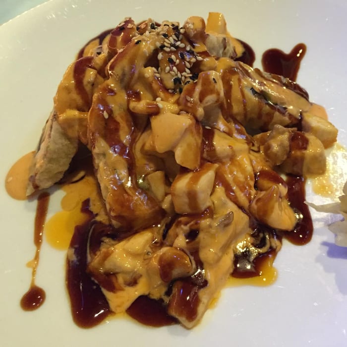 Volcano (Fried) Roll.